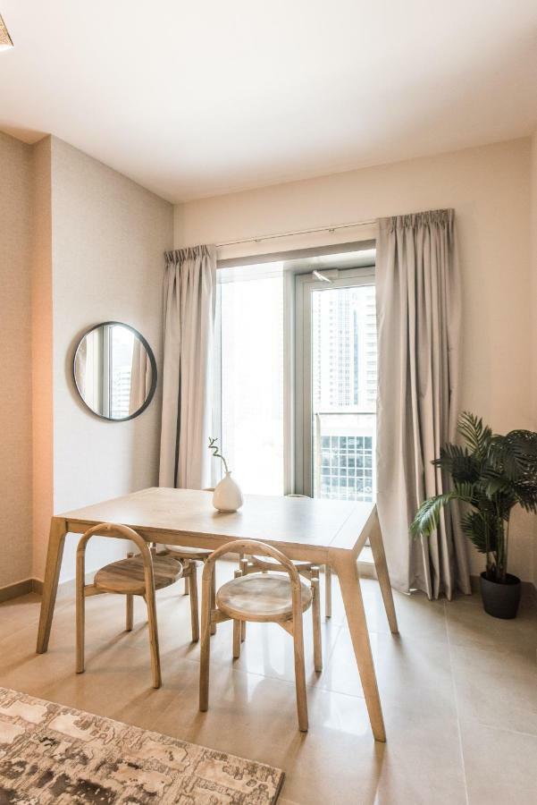 Fantastay Sparkle Tower Luxury 1 Br Dubai Exterior foto